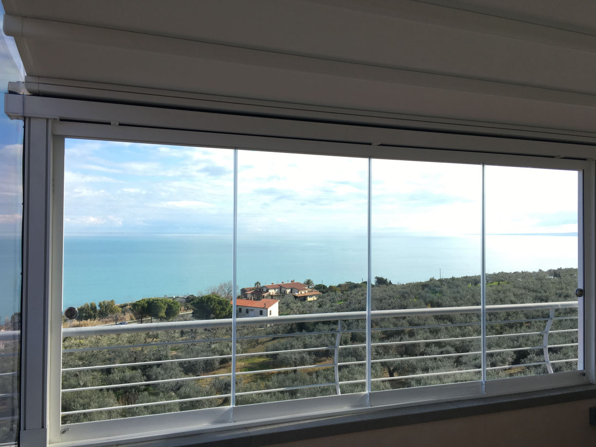 Vetrata scorrevole panoramica